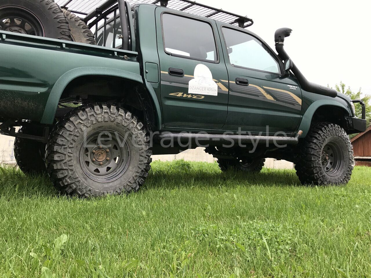 Toyota Hilux расширение