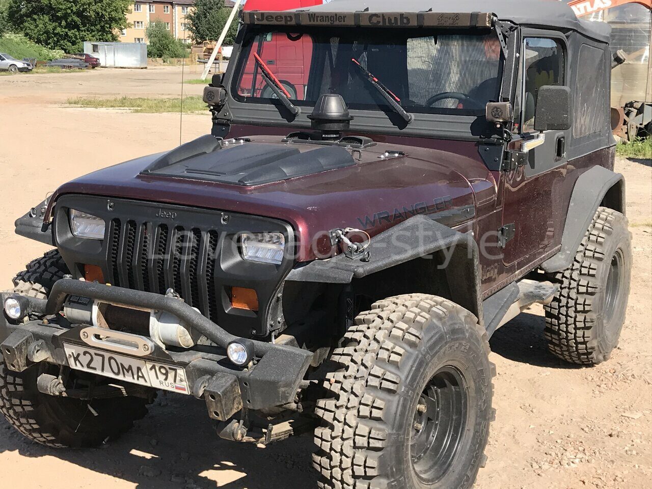 Решетка на Jeep Wrangler