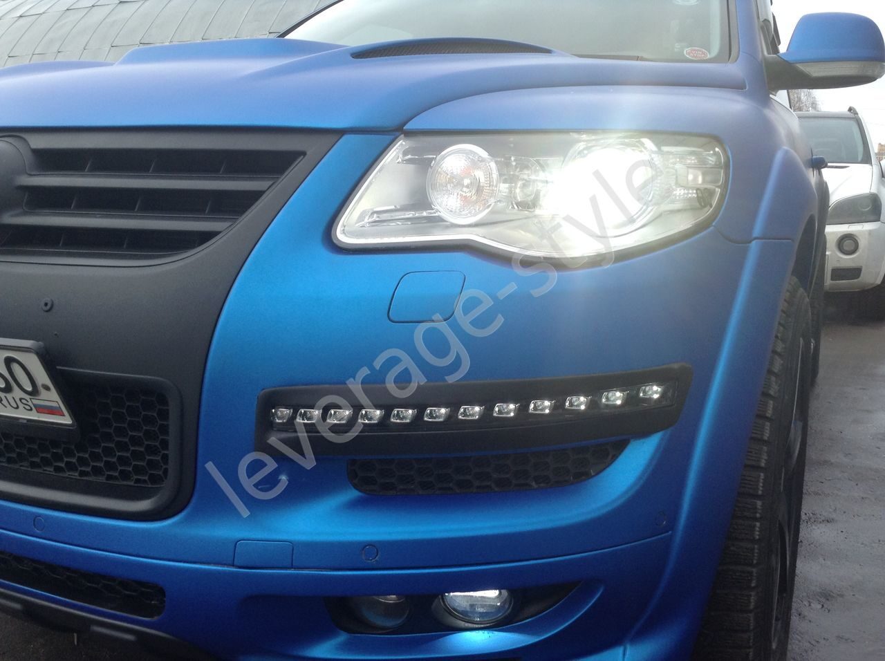 Изготовление подиумов под ДХО Touareg