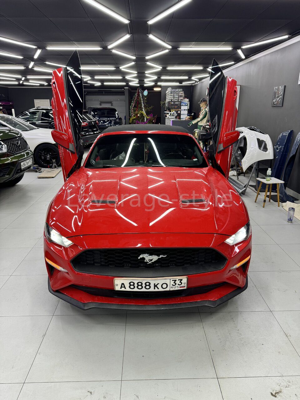 Установка Ламбо дверей на Ford Mustang